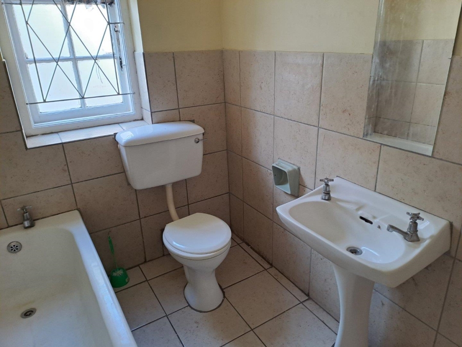 2 Bedroom Property for Sale in Port Elizabeth Central Eastern Cape